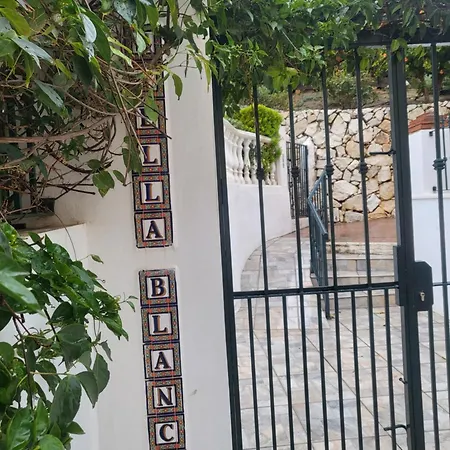 Stella Blanca 2 Bedrooms With Small Garden And Pool * Fuengirola