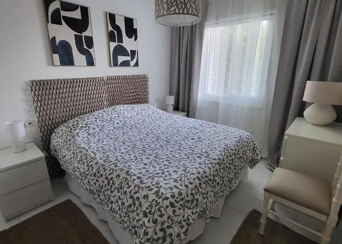 Stella Blanca 2 Bedrooms With Small Garden And Pool * Fuengirola