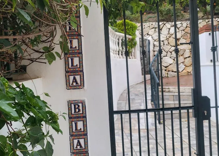 Stella Blanca 2 Bedrooms With Small Garden And Pool * Fuengirola