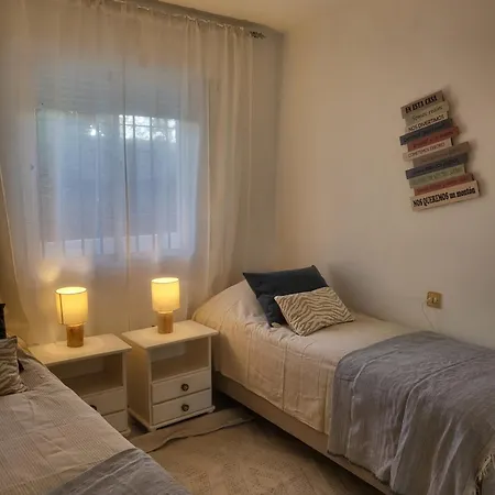 公寓 Stella Blanca 2 Bedrooms With Small Garden And Pool 丰希罗拉