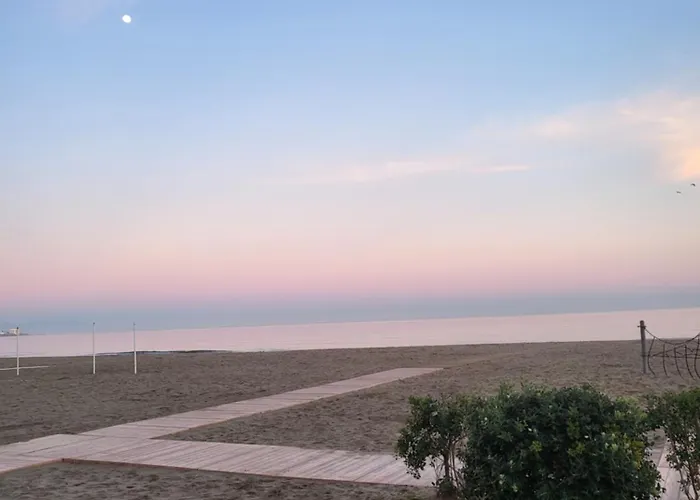 Stella Blanca 2 Bedrooms With Small Garden And Pool フエンヒロラ