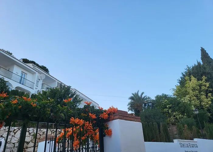 アパート Stella Blanca 2 Bedrooms With Small Garden And Pool